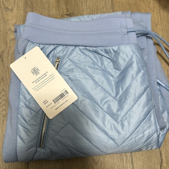 NWT! Athleta Solstice Jogger Pants Apres Ski Down Quilted 467123‎ - Picture 6 of 8